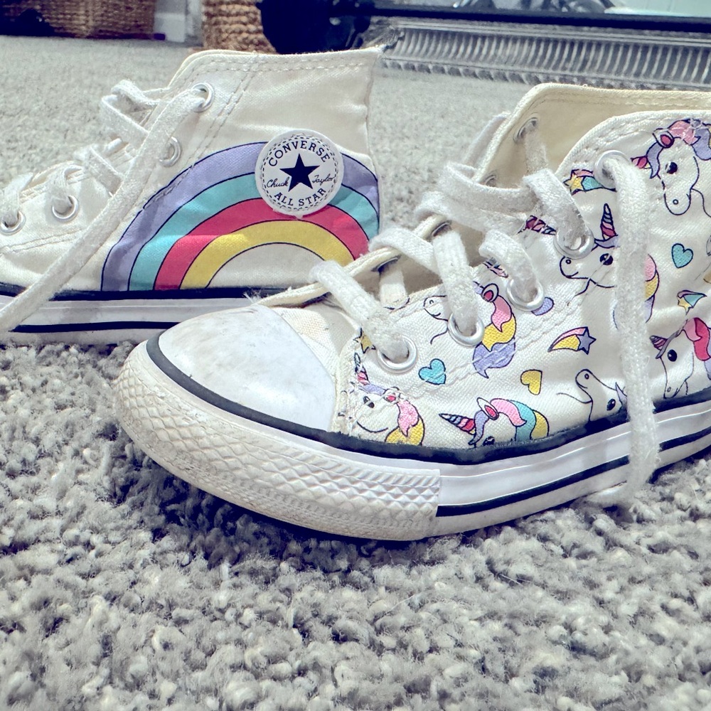High top converse allstars toddler size 8